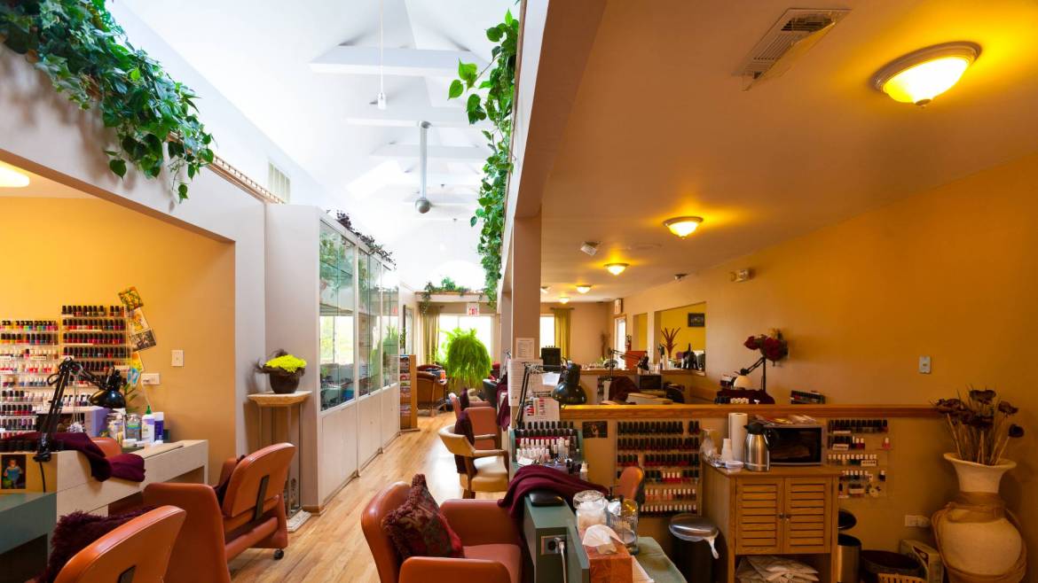 RenuDaySpa-09-2-e1495046336142.jpg